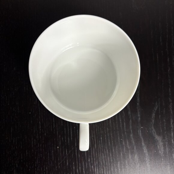 Bernardaud France MARC CHAGALL 'Offrande' Porcelain Breakfast Mug/Cup 2010 - Picture 5 of 7